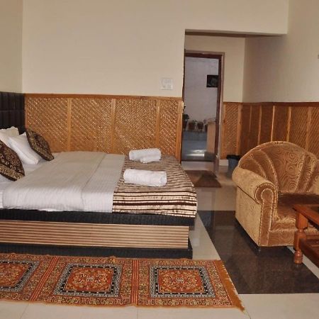 Himalaya Mount View Resort Uttarakhand 考萨尼 外观 照片