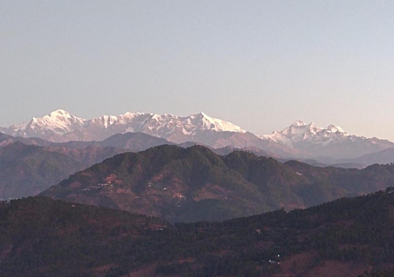 Himalaya Mount View Resort Uttarakhand 考萨尼 外观 照片